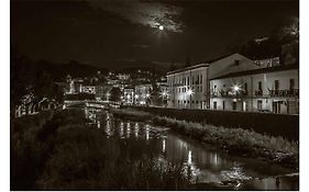 Magnifica Casa